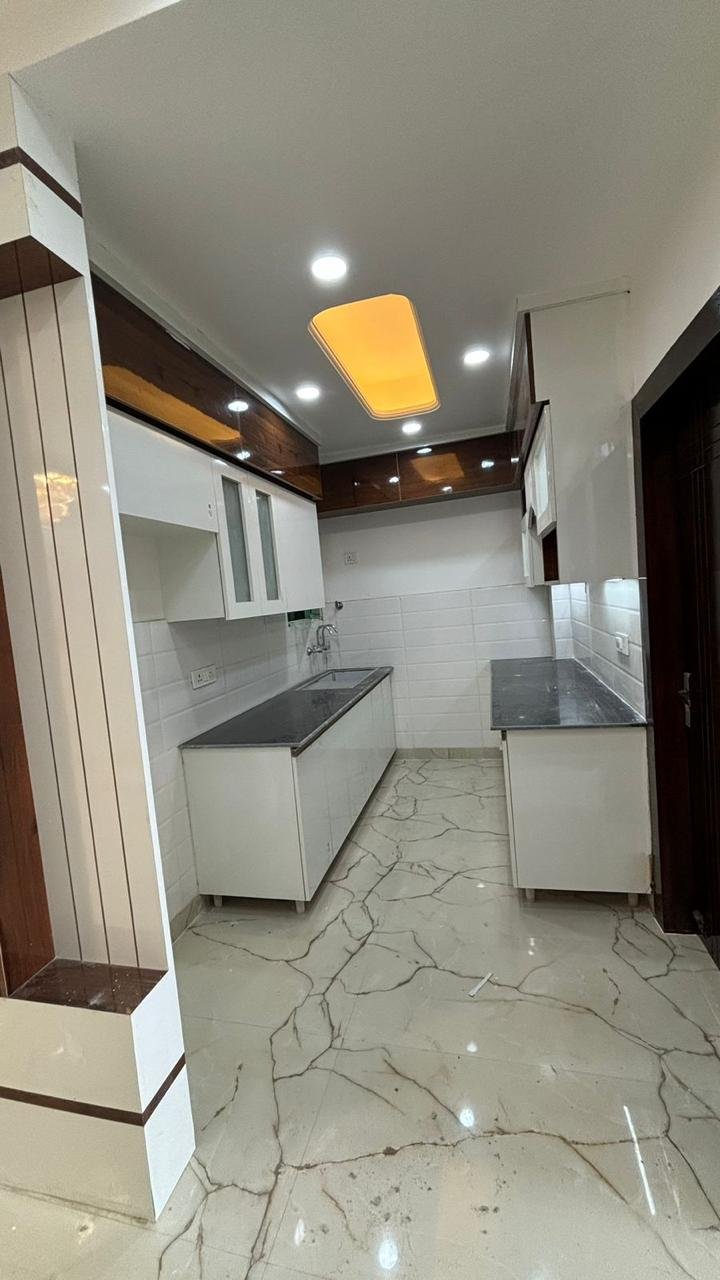 Meraik Infra apartment modular kitchen